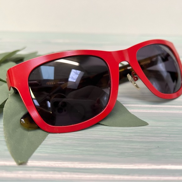 Cinzia Europa Sunglasses With Case - Picture 4 of 9